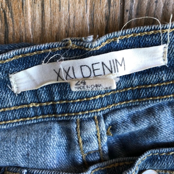 Forever 21 denim jeans - Picture 3 of 3